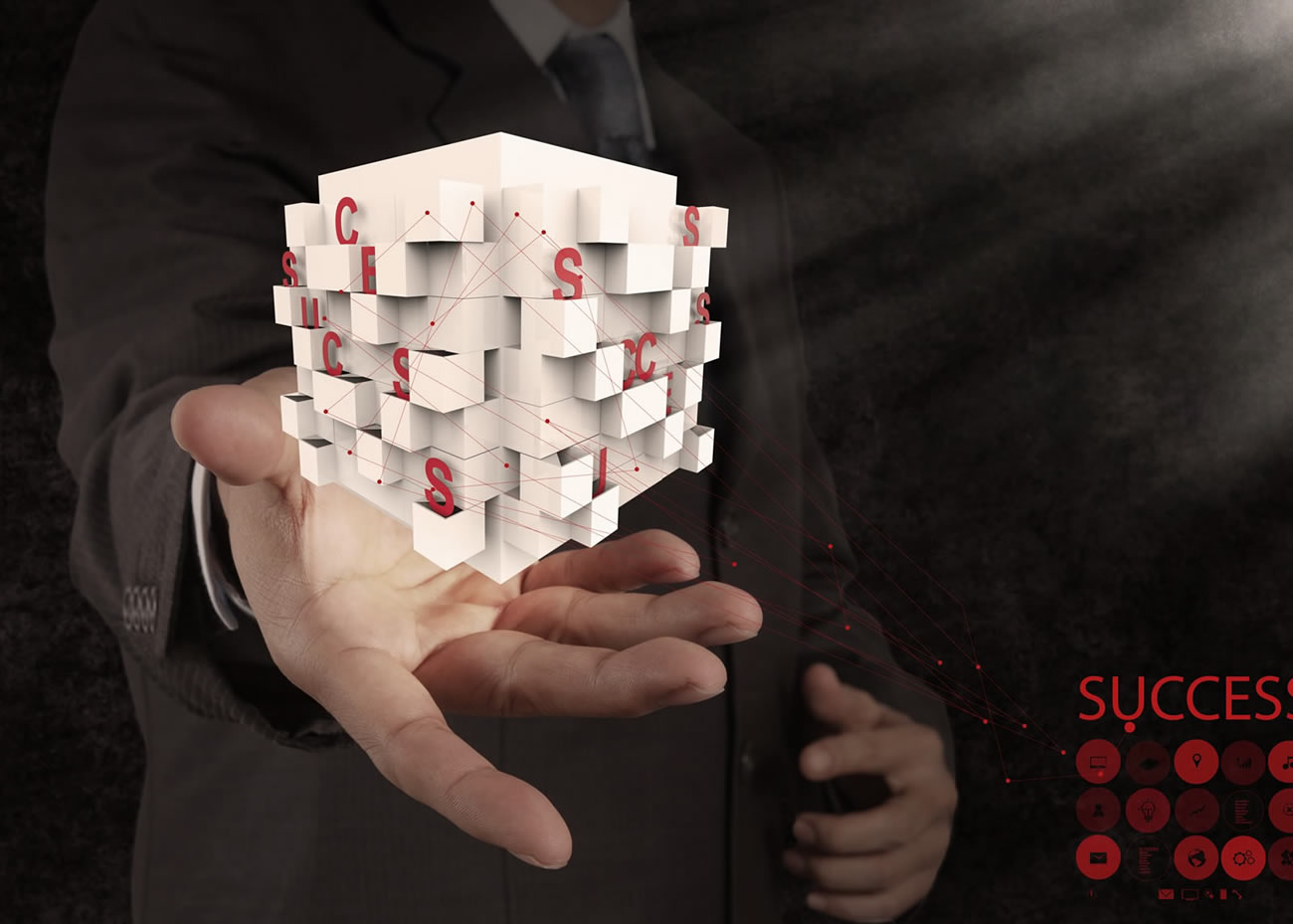 naem-2018-article-businessman-hand-shows-box-business-success-700x500