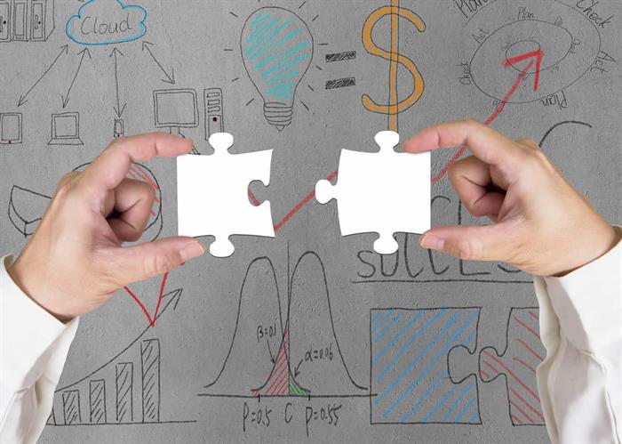 naem-2018-blog-assembling-two-puzzles-together-business-doodles-700x500