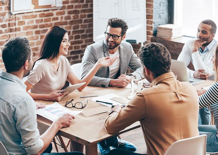 naem-2018-blog-making-great-decisions-young-beautiful-woman-700x500