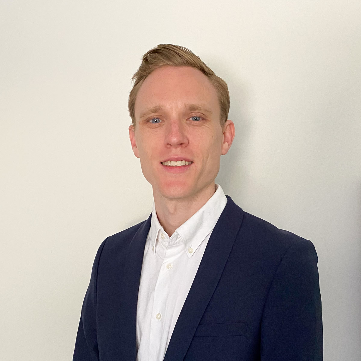 naem-2021-conference-emis-2021-speakers-stewart-price-guidebook-800x800-2