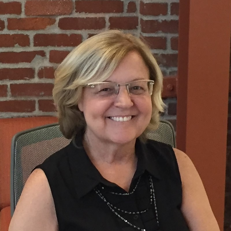 naem-2021-conference-womens-leadership-2021-speakers-carolyn-casavan-consulting-800x800