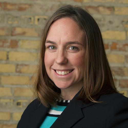 naem-2021-conference-womens-leadership-2021-speakers-diana-opitz-target-1500x1500-min