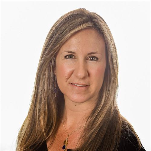 naem-member-spotlight-2016-07-christy-confar-250x250