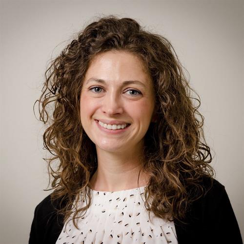 naem-webinar-anna-pierce-250x250