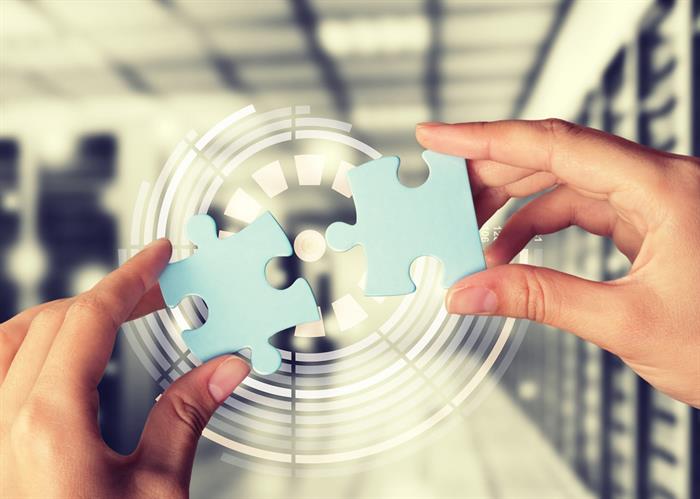 naem-research-reports-2017-approaches-to-ehss-data-management-finding-common-ground-within-a-decentralized-company-1560x2010