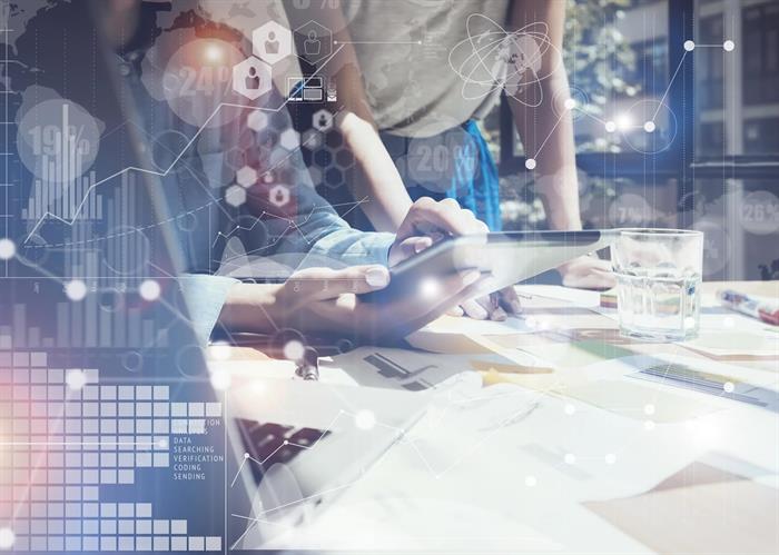 naem-research-reports-2017-approaches-to-ehss-data-management-using-data-visualization-to-meet-compliance-and-drive-internal-engagement-with-ehs-data-1560x2010